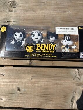 Bendy and the Ink Machine Collectible Figure Pack - Black & White
